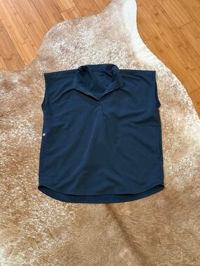 Figs Dark Harbor Rafaela Top